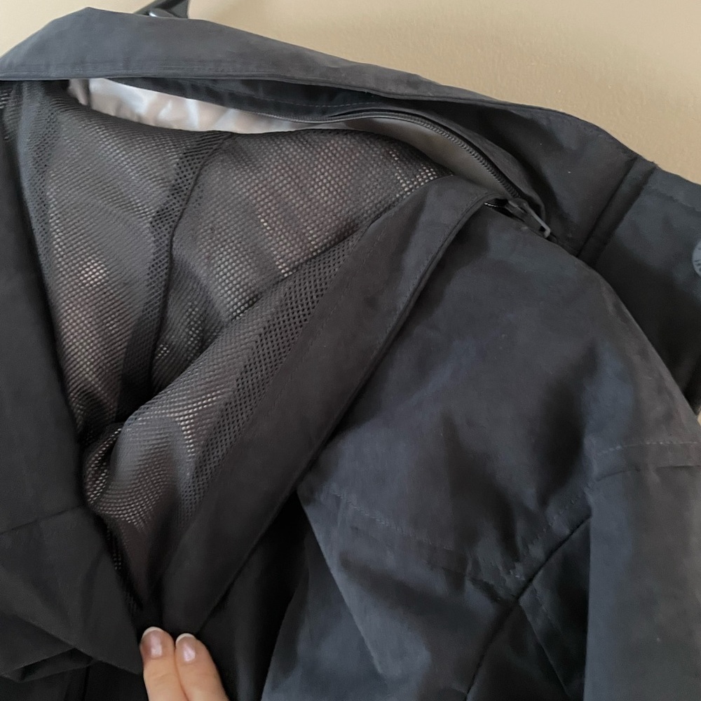☔️ UpWest Rain Jacket - Picture 12 of 15